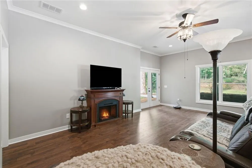420 Thompson Creek Park Road Dawsonville, GA 30534