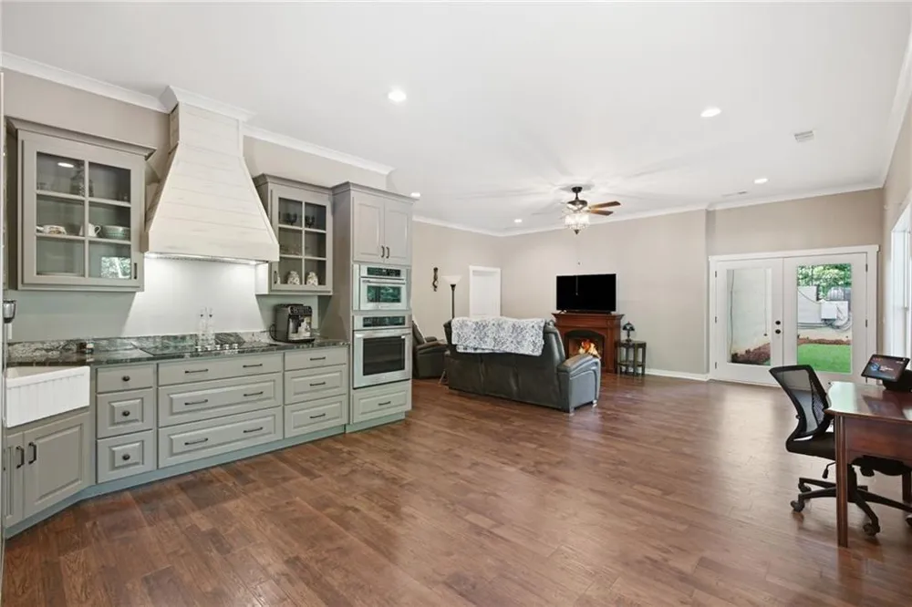 420 Thompson Creek Park Road Dawsonville, GA 30534