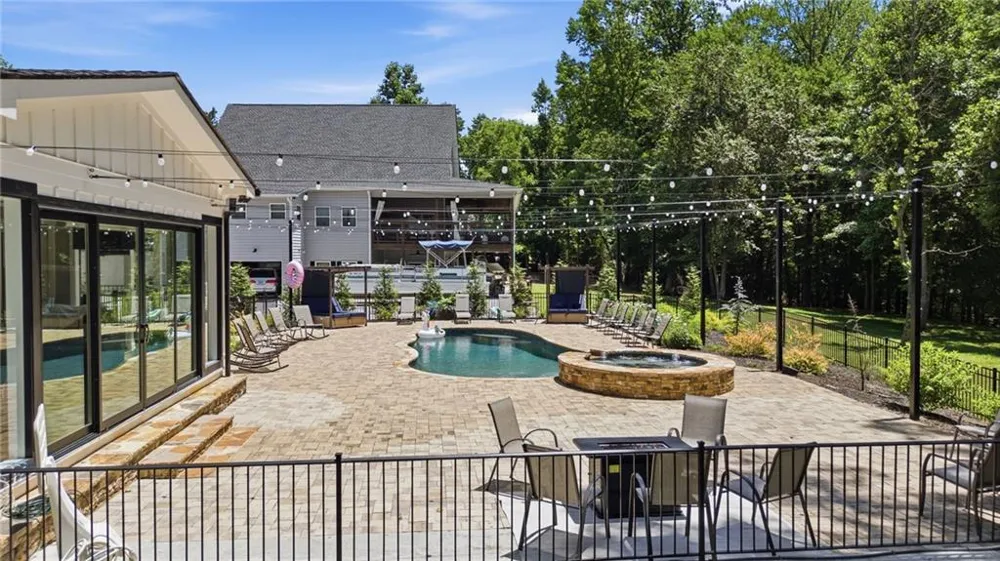 420 Thompson Creek Park Road Dawsonville, GA 30534