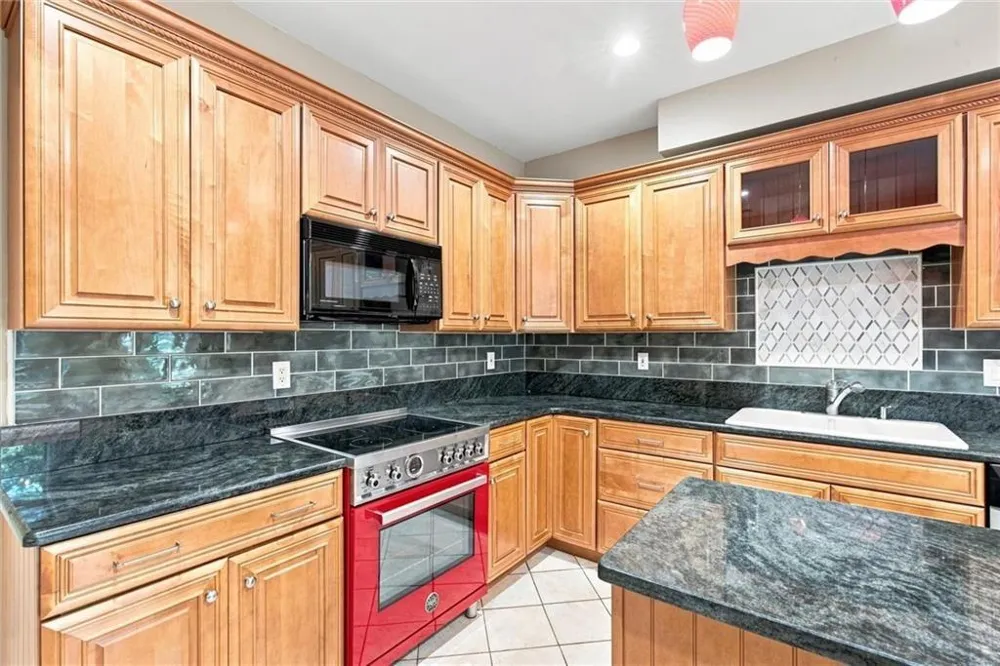 12110 Willow Run Road Roswell, GA 30075