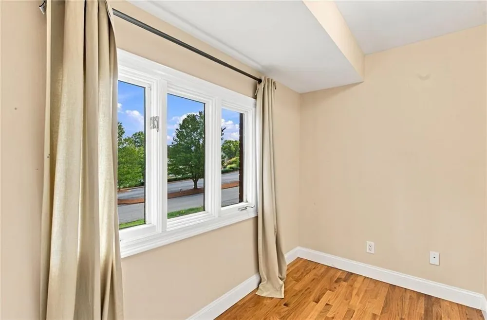 12110 Willow Run Road Roswell, GA 30075