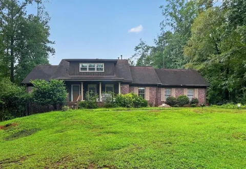 370 Devilla Trace