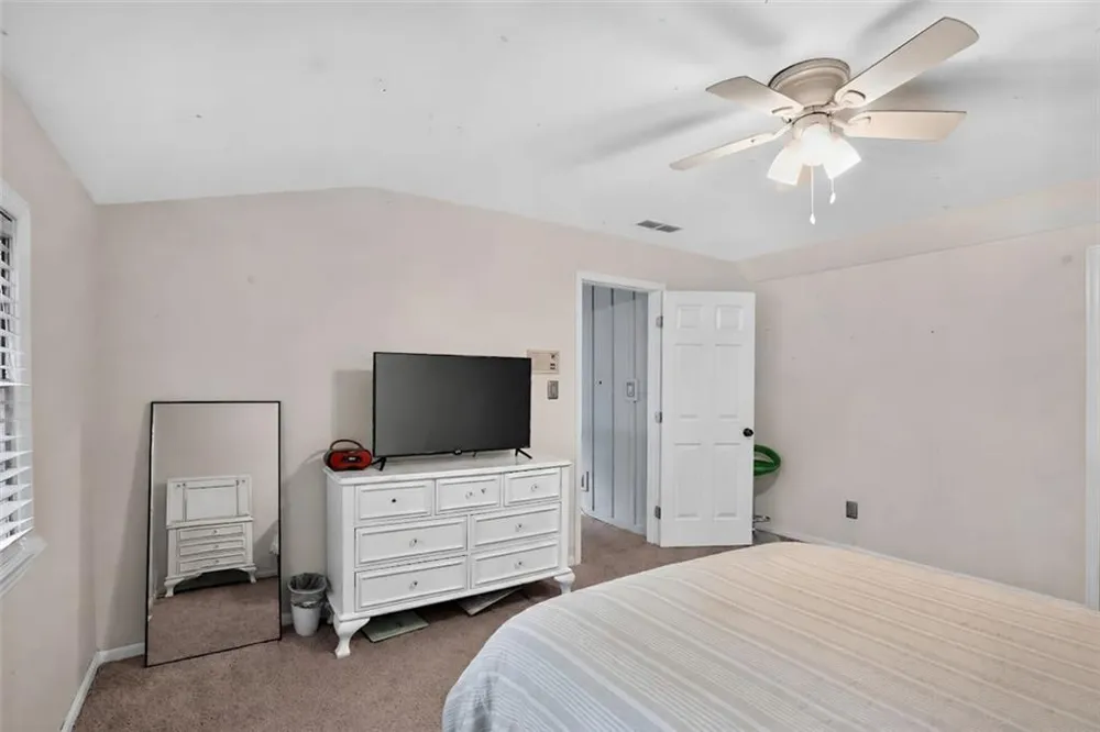 370 Devilla Trace Fayetteville, GA 30214