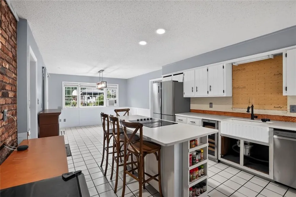 370 Devilla Trace Fayetteville, GA 30214