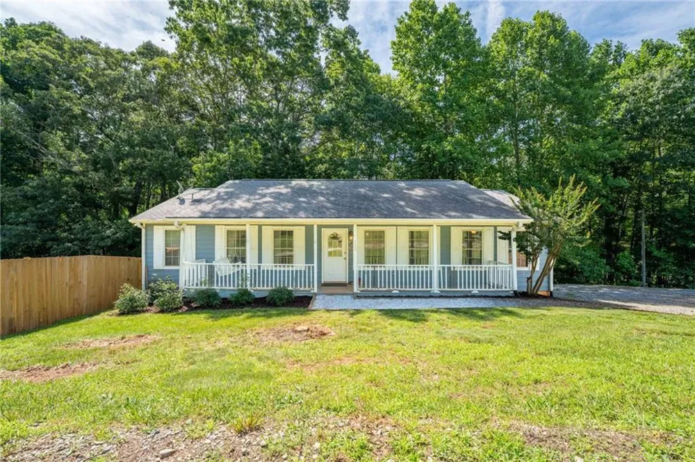 950 Duck Thurmond Road Dawsonville, GA 30534
