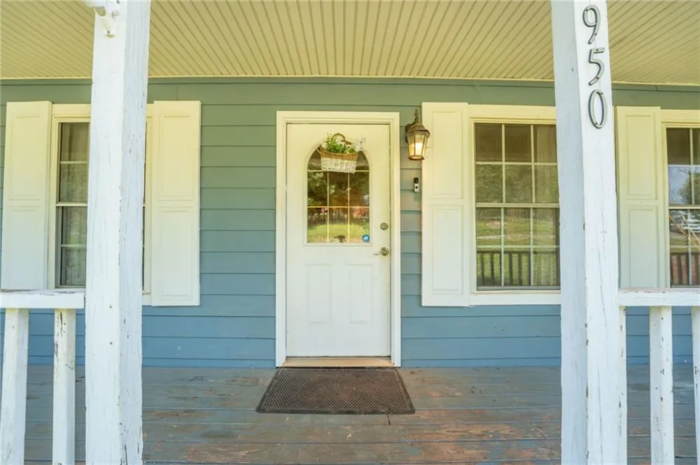 950 Duck Thurmond Road Dawsonville, GA 30534