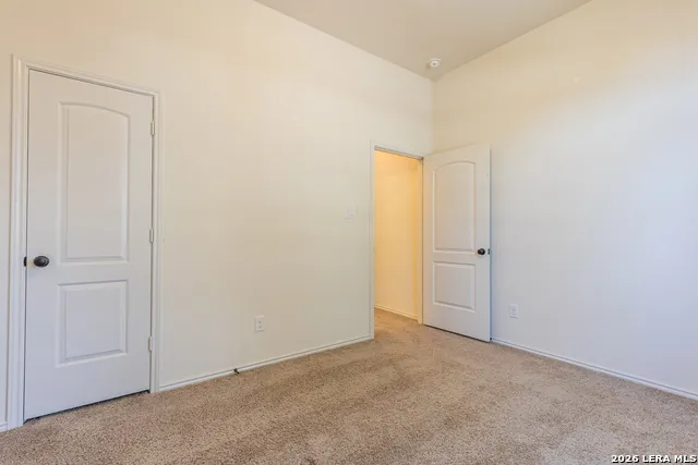 2133 RANGE RD Seguin, TX 78155