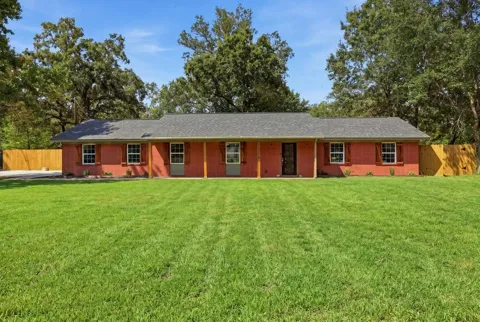 13570 Moss Hill Drive