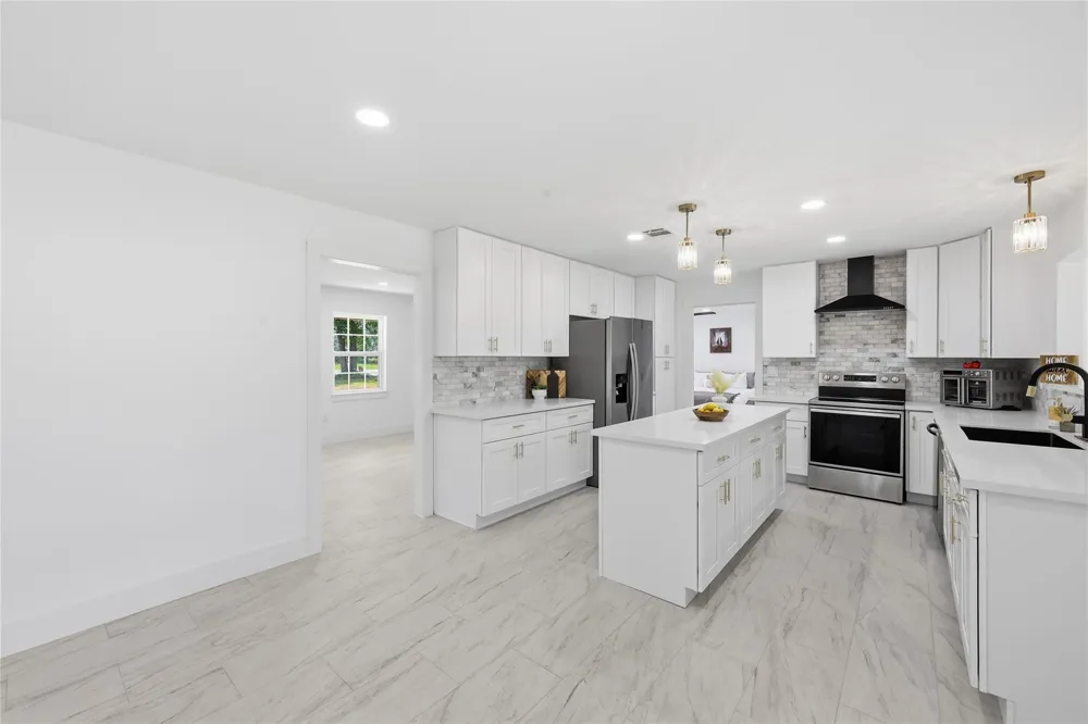 13570 Moss Hill Drive Beaumont, TX 77713