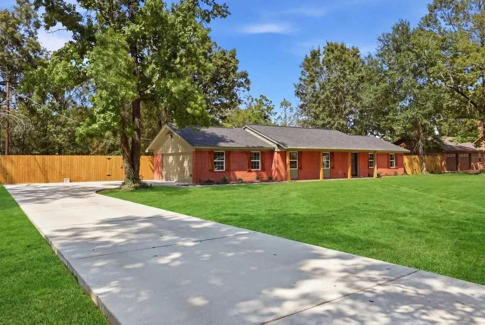 13570 Moss Hill Drive Beaumont, TX 77713