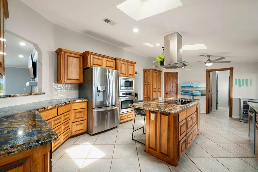 7493 Fm 365 Road Beaumont, TX 77705