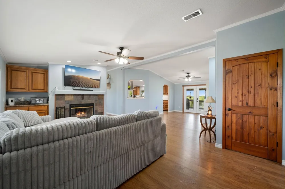 7493 Fm 365 Road Beaumont, TX 77705