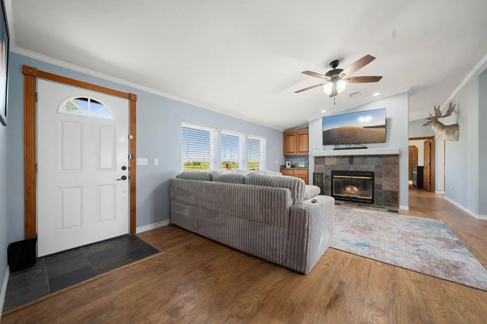 7493 Fm 365 Road Beaumont, TX 77705