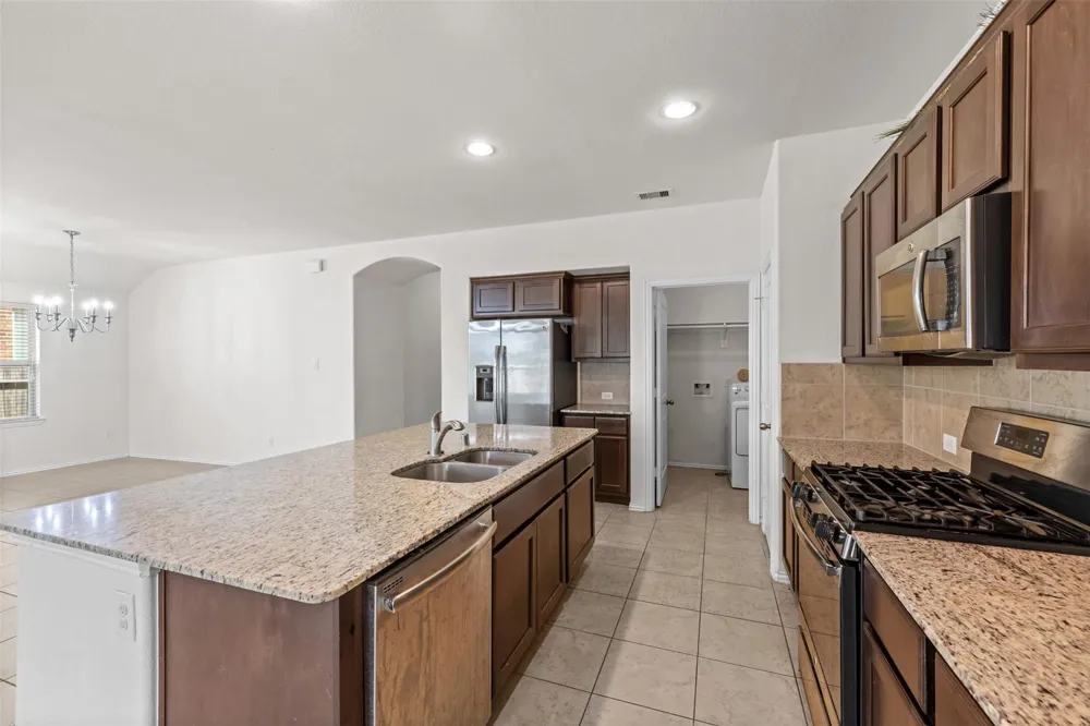 8410 Green Paseo Place Rosenberg, TX 77469