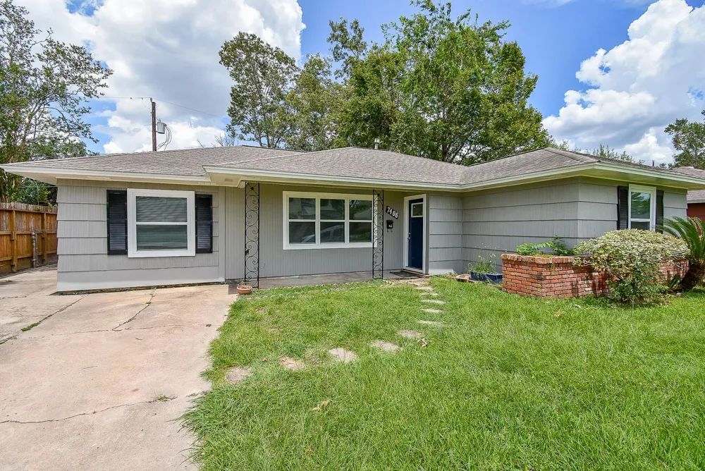 7406 Schiller Street Houston, TX 77055
