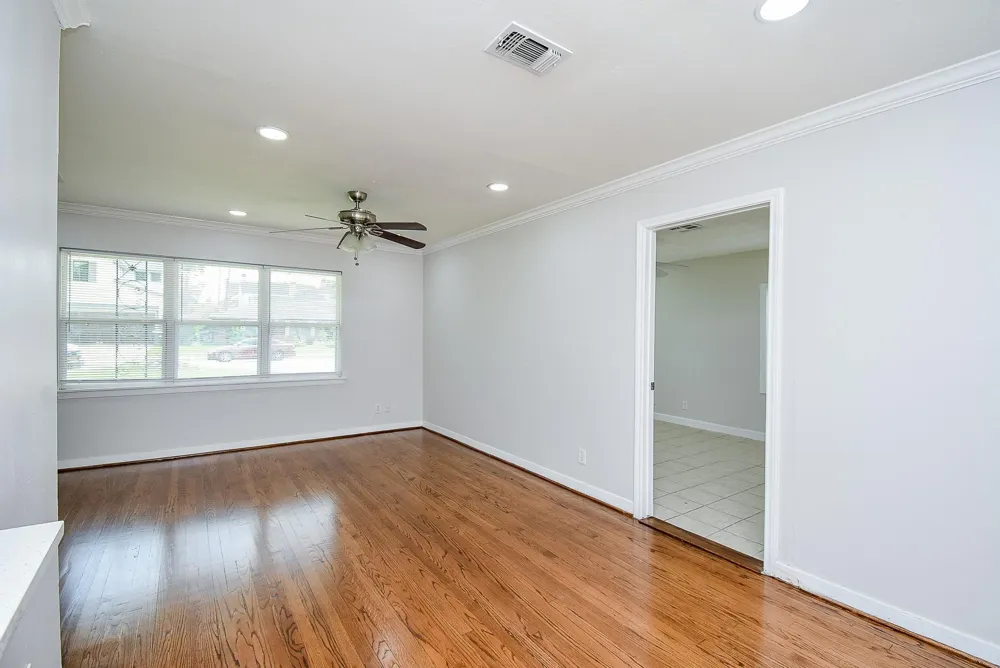 7406 Schiller Street Houston, TX 77055