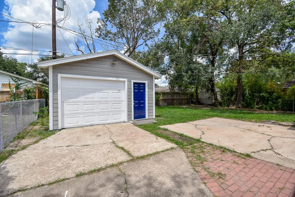 7406 Schiller Street Houston, TX 77055