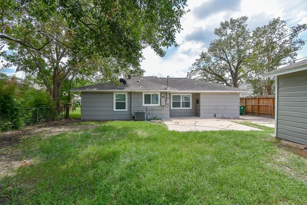 7406 Schiller Street Houston, TX 77055