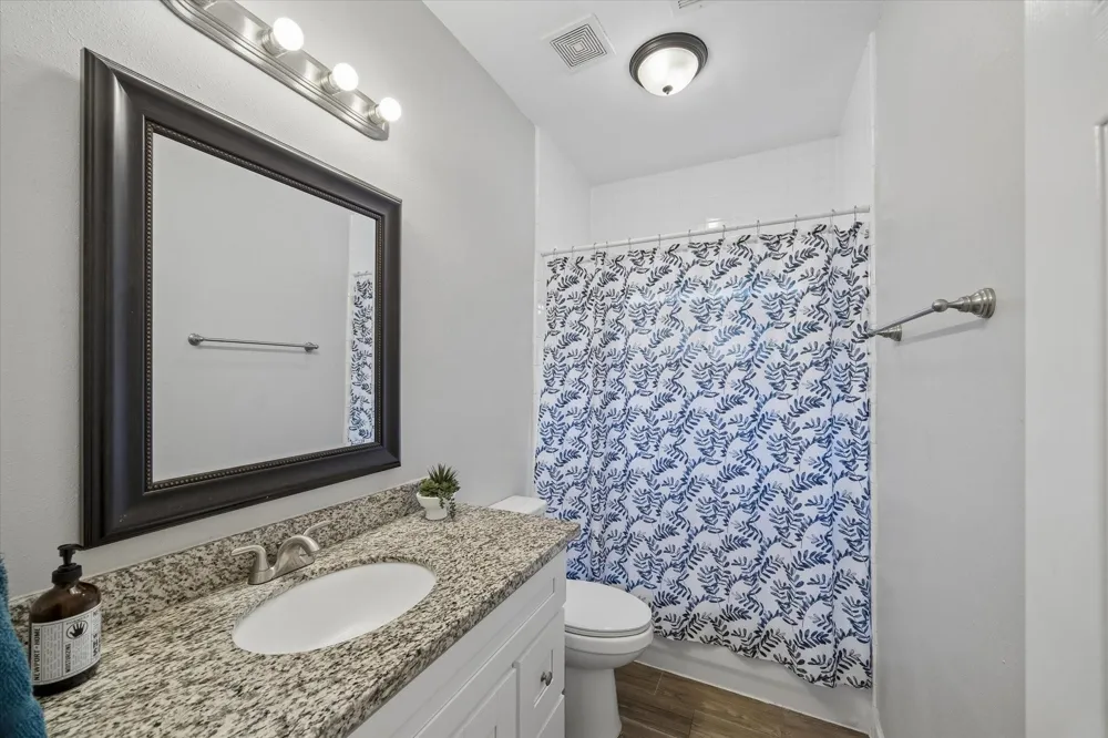 2214 Deer Cove Trail Kingwood, TX 77339