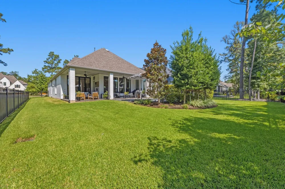 223 S Empress Green Place Montgomery, TX 77316