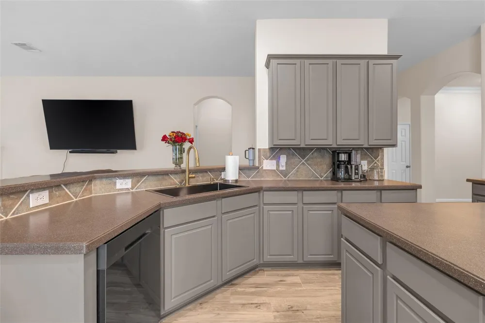 431 Cardinal Oaks Kemah, TX 77565