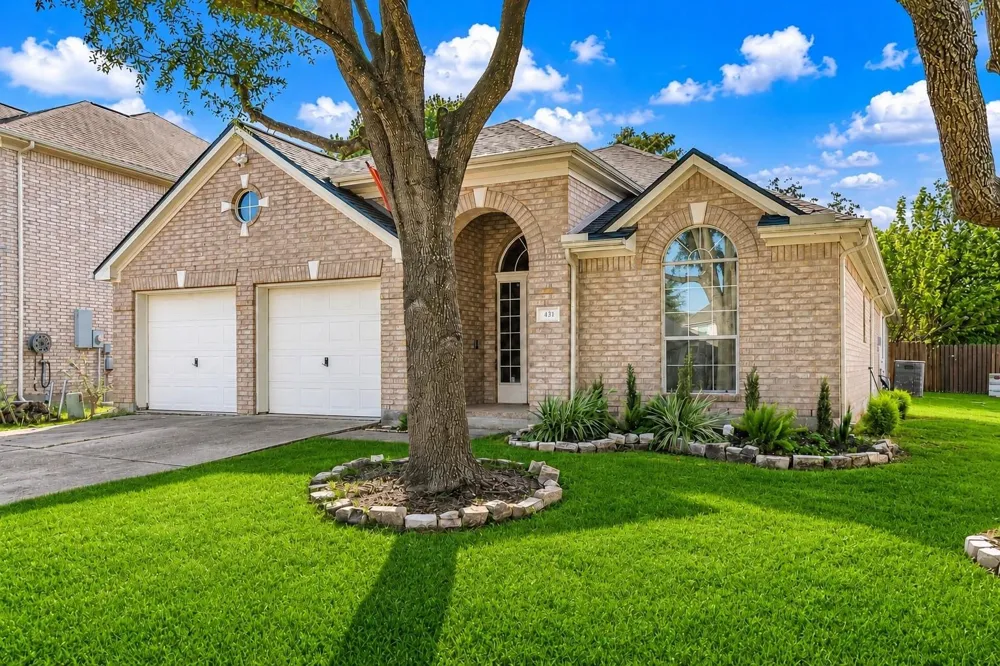 431 Cardinal Oaks Kemah, TX 77565