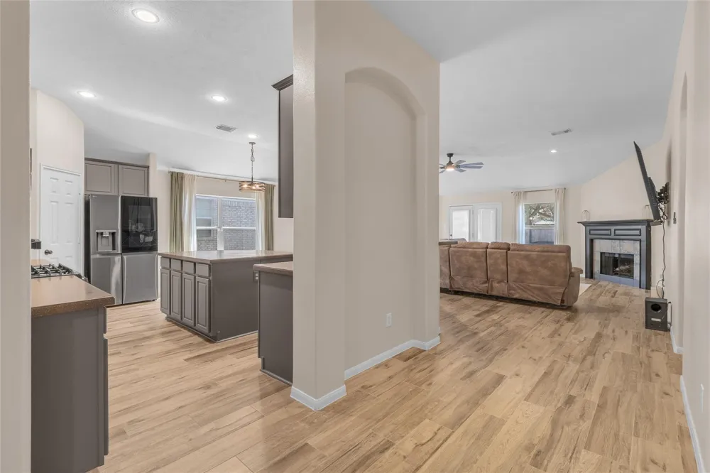 431 Cardinal Oaks Kemah, TX 77565