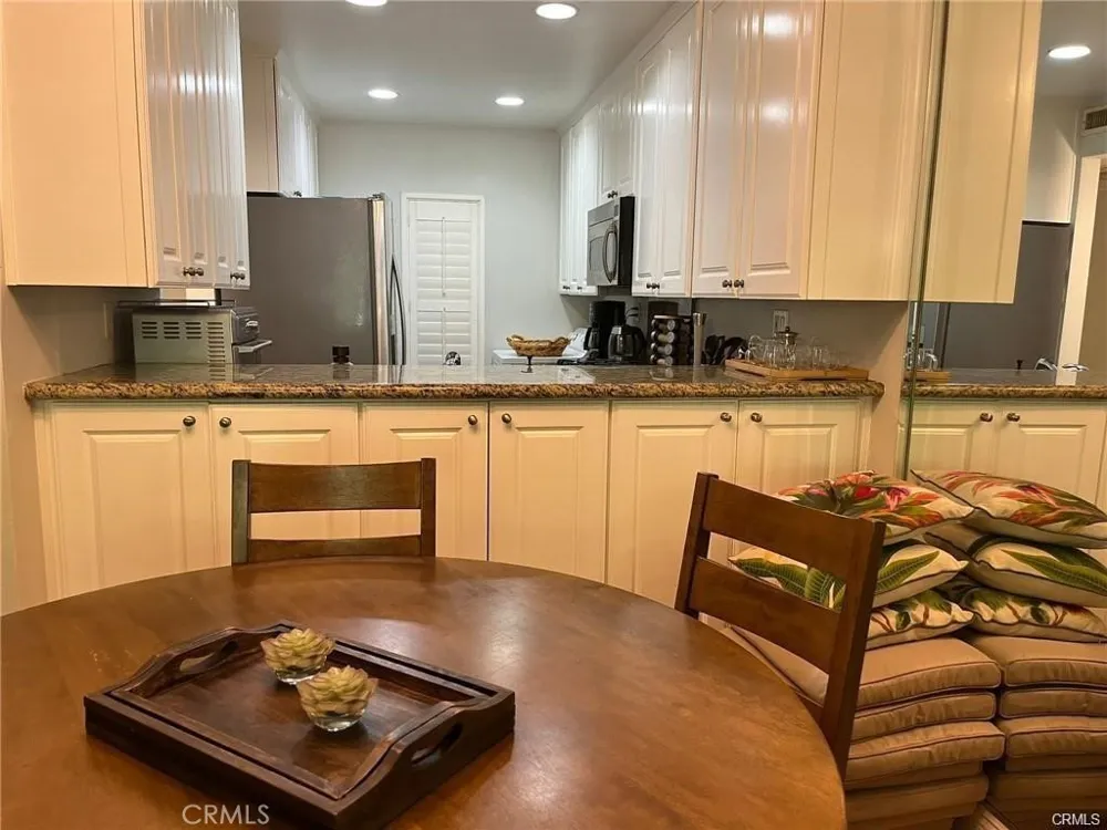 142 Orange Blossom Irvine, CA 92618