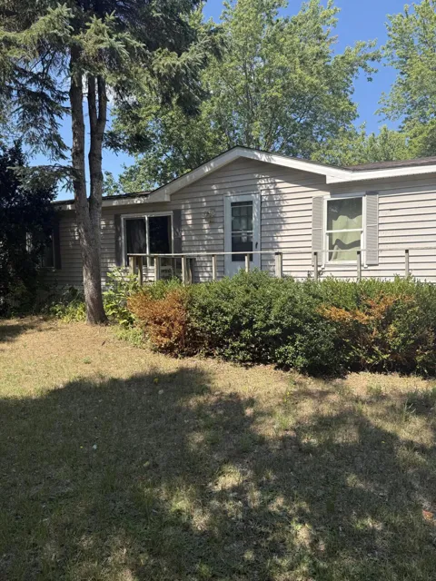 8809 W 13 Mile Road