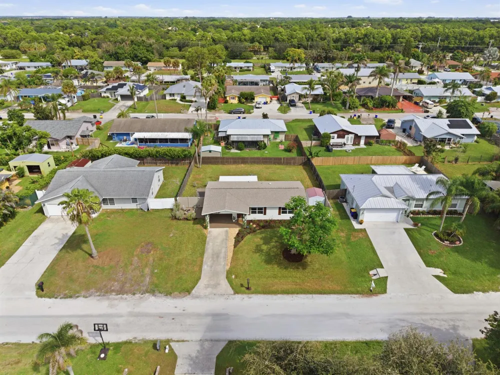 1803 SE Lafayette Street Stuart, FL 34997