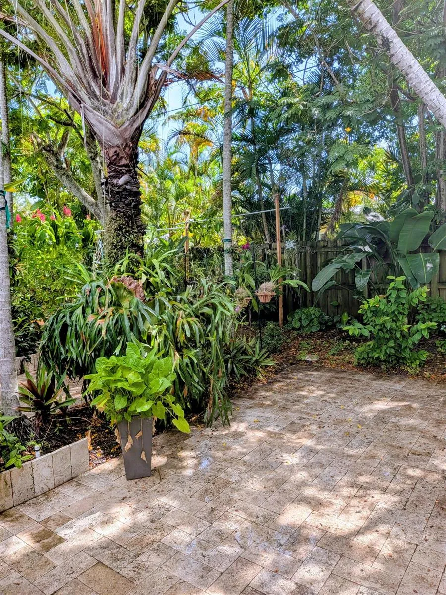 1909 SW 2nd Street #1909 Fort Lauderdale, FL 33312