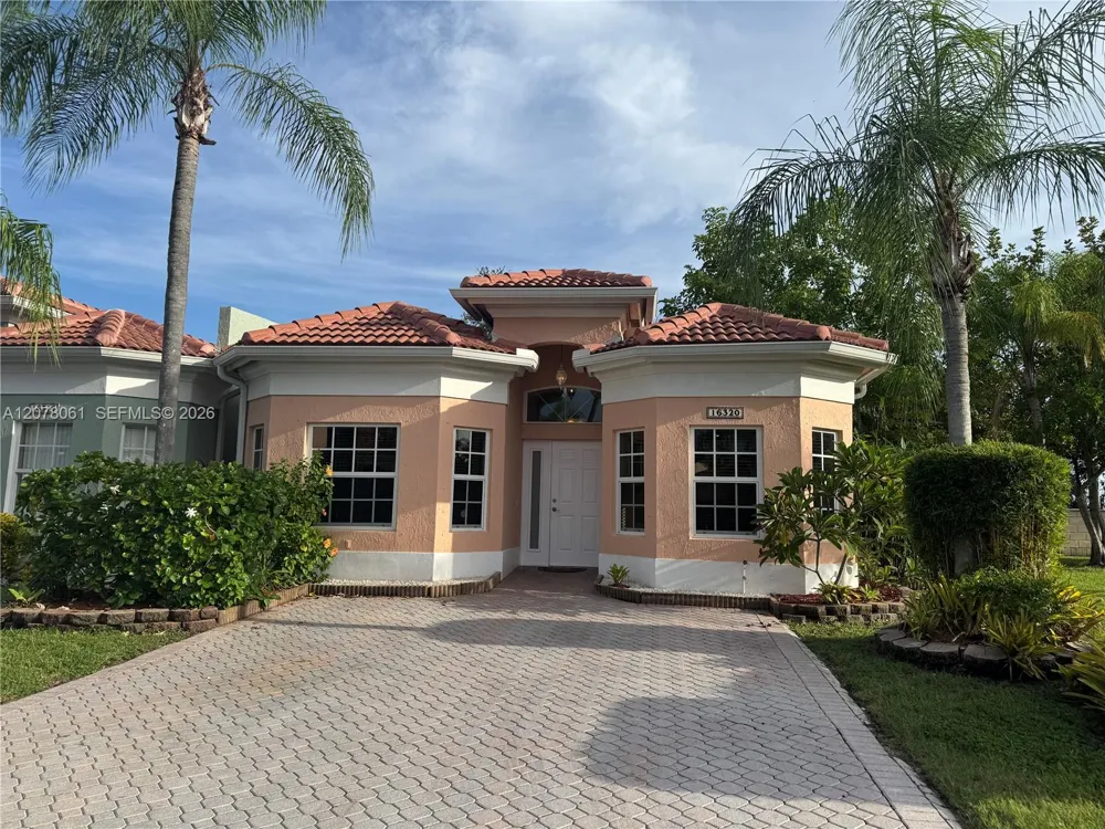 16320 SW 103rd Ter Miami, FL 33196