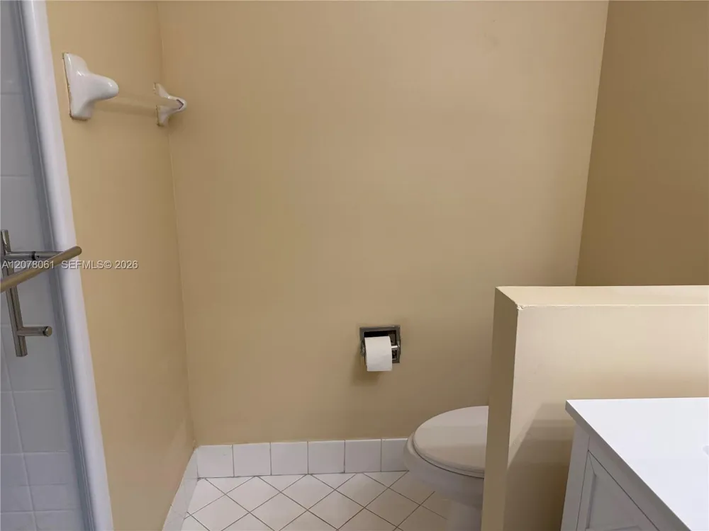 16320 SW 103rd Ter Miami, FL 33196