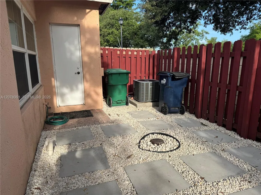 16320 SW 103rd Ter Miami, FL 33196