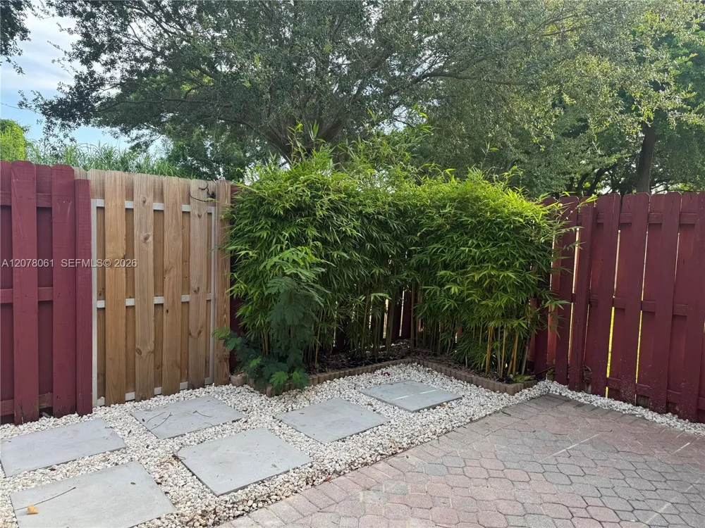 16320 SW 103rd Ter Miami, FL 33196