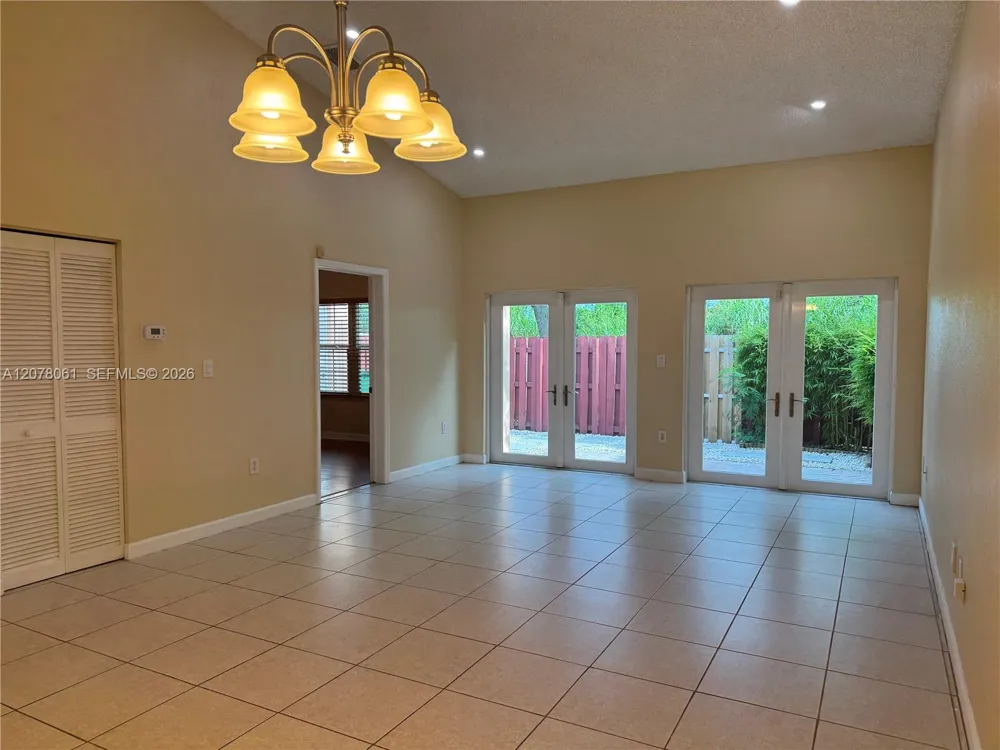 16320 SW 103rd Ter Miami, FL 33196