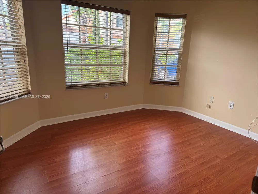 16320 SW 103rd Ter Miami, FL 33196