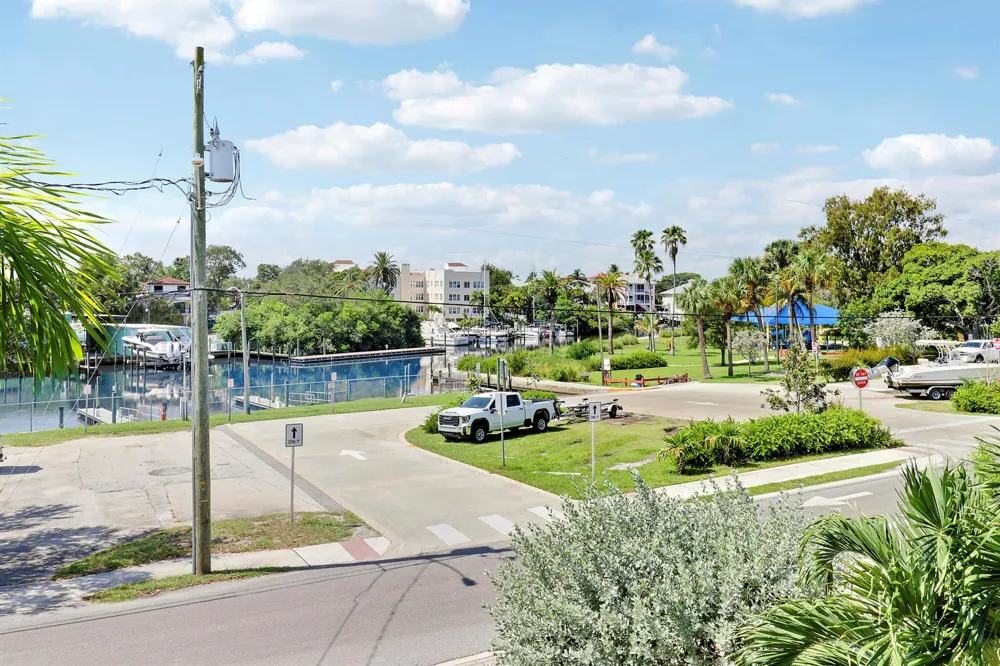 513 SW Ocean Boulevard Stuart, FL 34994