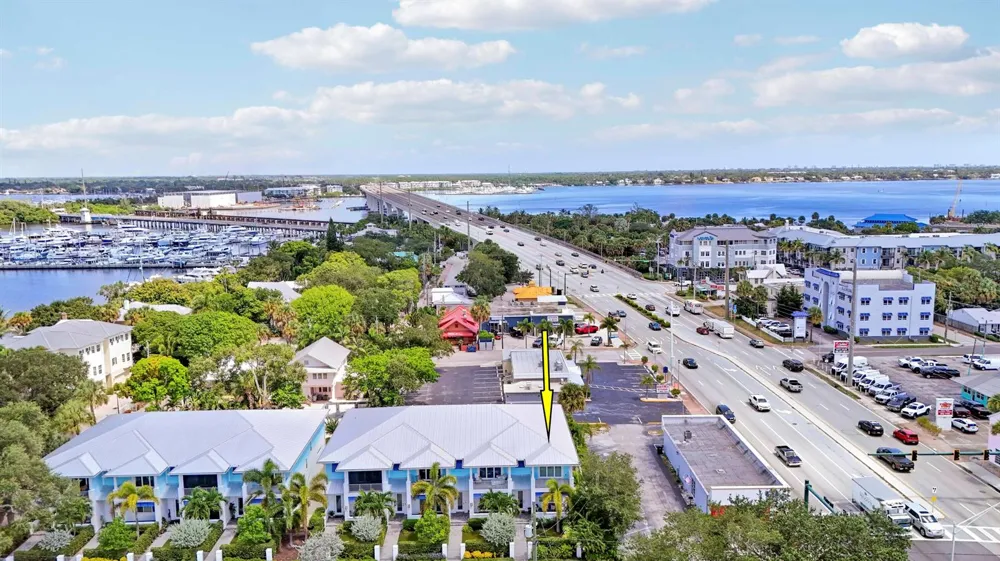 513 SW Ocean Boulevard Stuart, FL 34994
