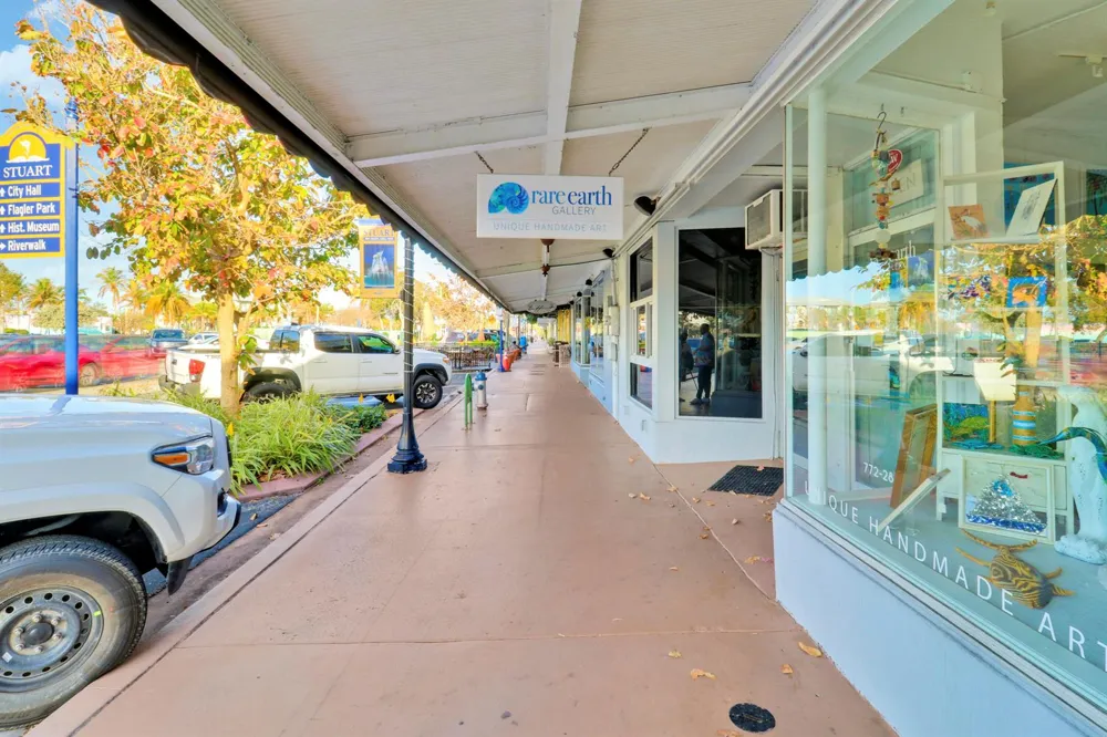 513 SW Ocean Boulevard Stuart, FL 34994