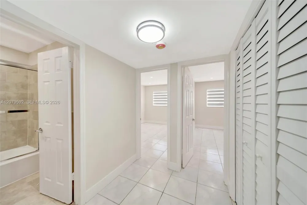 4051 NE 13th Ave #57-3 Oakland Park, FL 33334