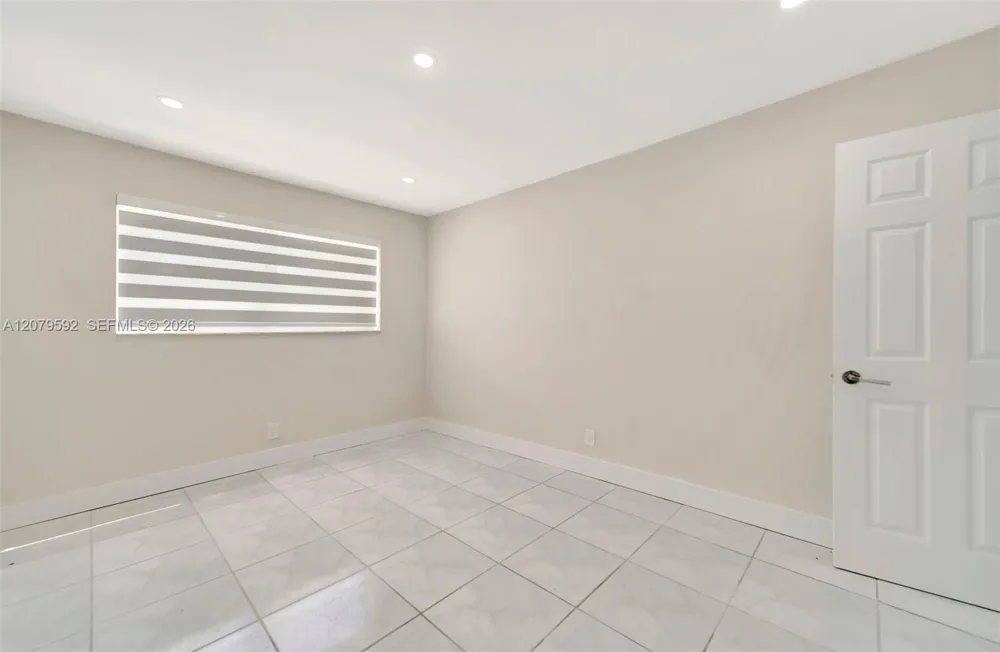 4051 NE 13th Ave #57-3 Oakland Park, FL 33334