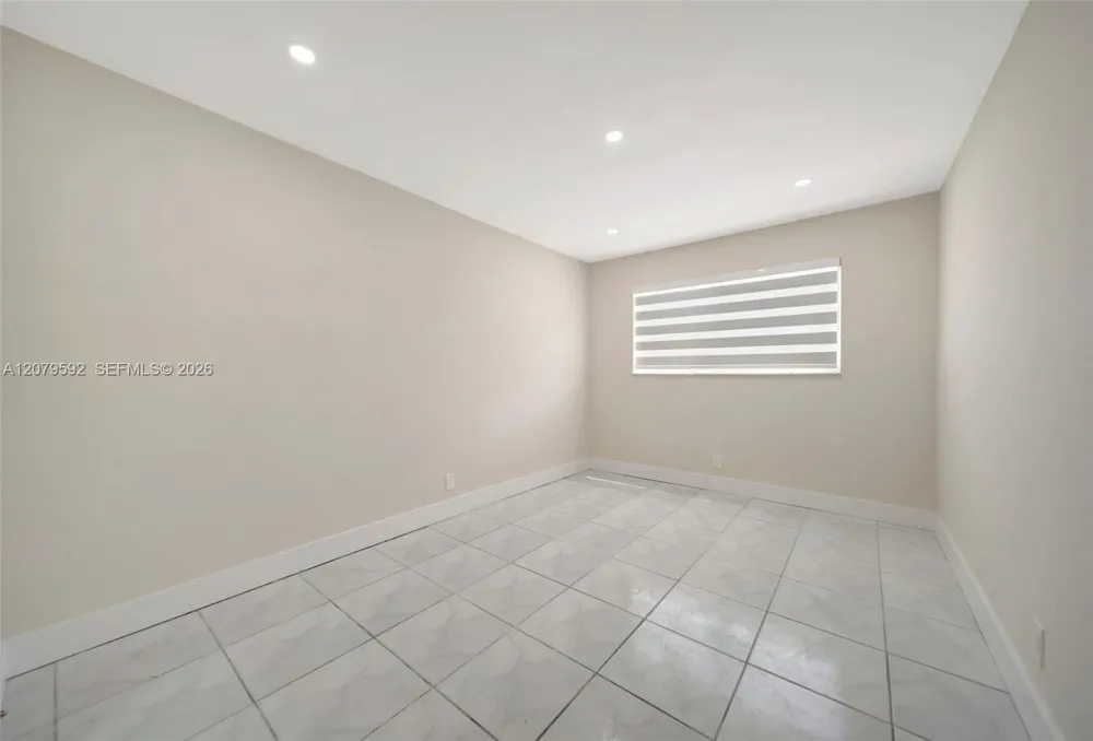4051 NE 13th Ave #57-3 Oakland Park, FL 33334