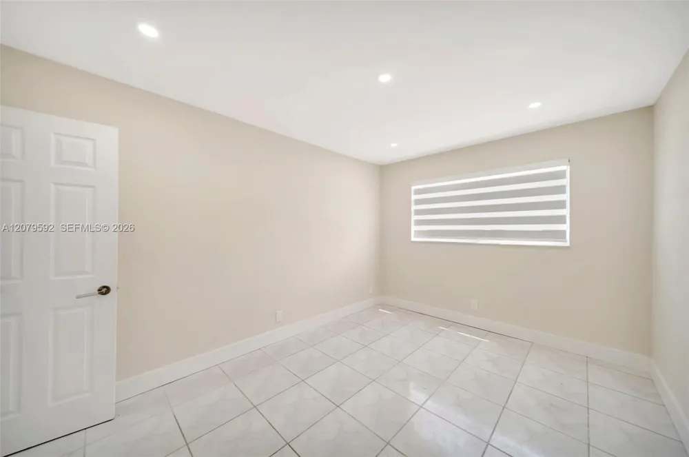 4051 NE 13th Ave #57-3 Oakland Park, FL 33334