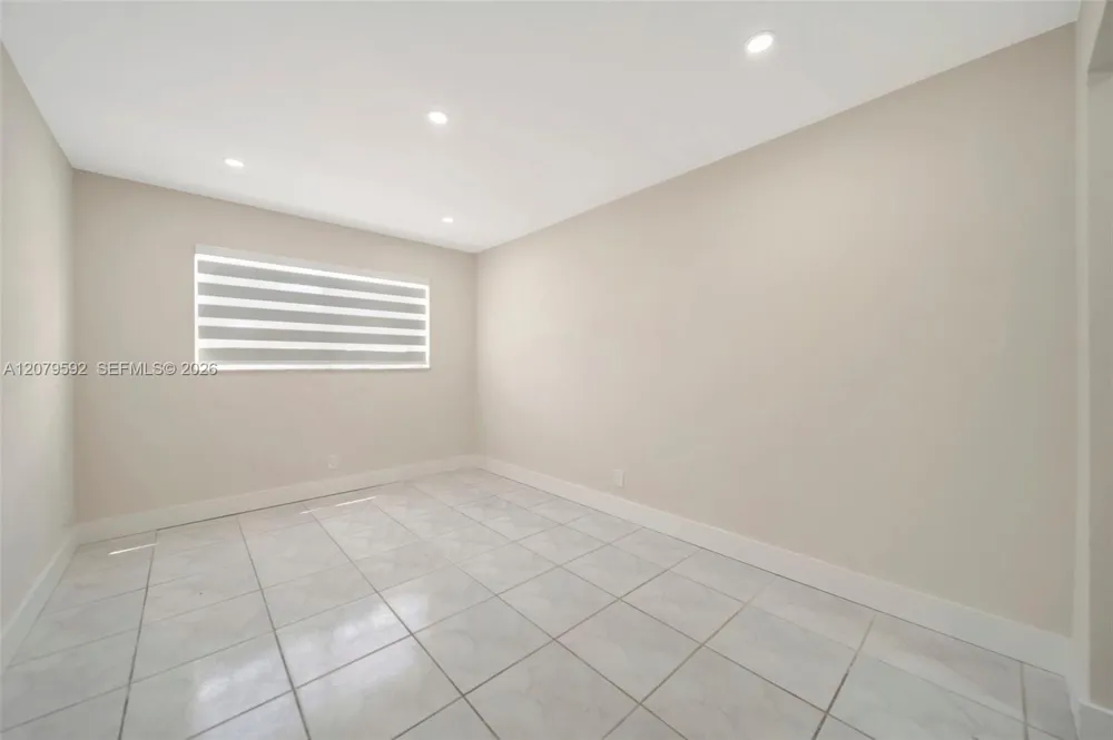 4051 NE 13th Ave #57-3 Oakland Park, FL 33334