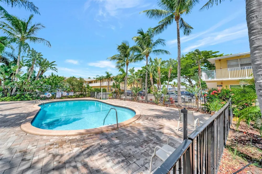 4051 NE 13th Ave #57-3 Oakland Park, FL 33334