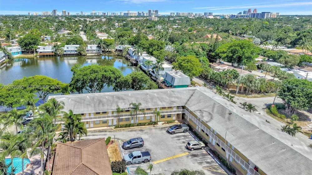 4051 NE 13th Ave #57-3 Oakland Park, FL 33334