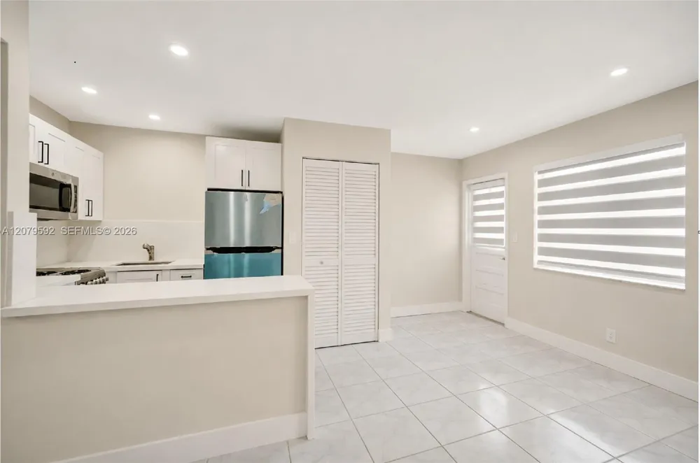 4051 NE 13th Ave #57-3 Oakland Park, FL 33334
