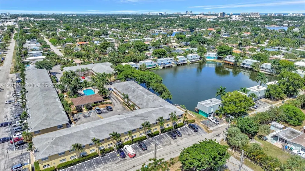 4051 NE 13th Ave #57-3 Oakland Park, FL 33334