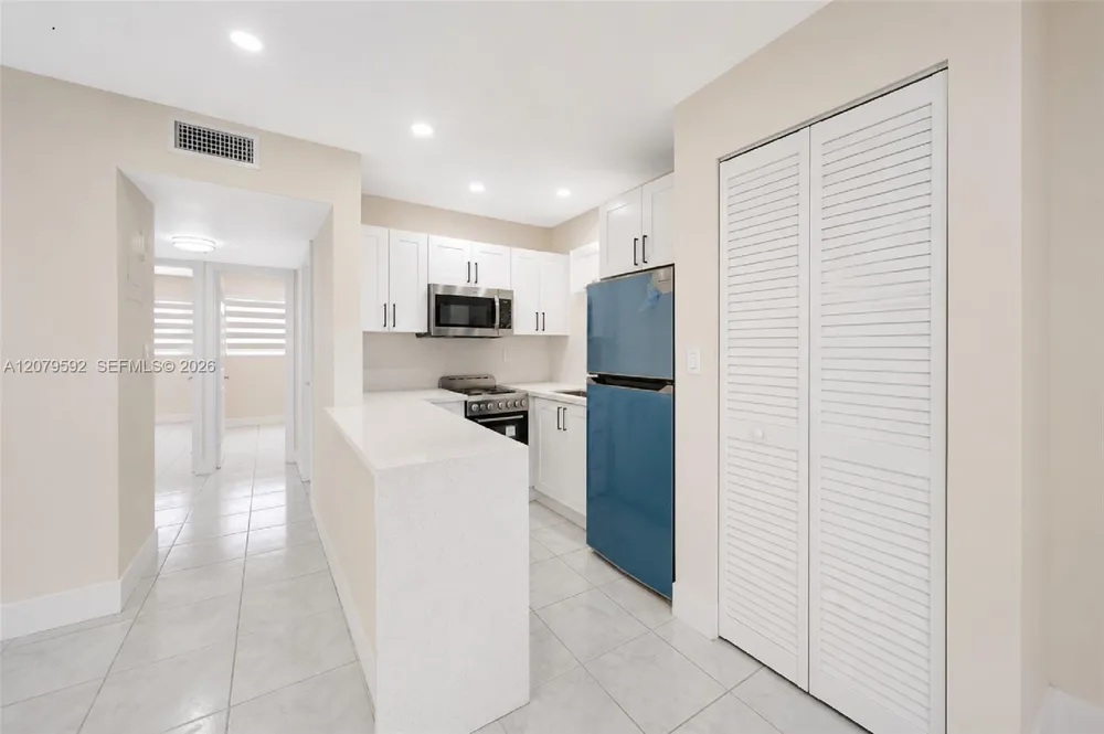 4051 NE 13th Ave #57-3 Oakland Park, FL 33334